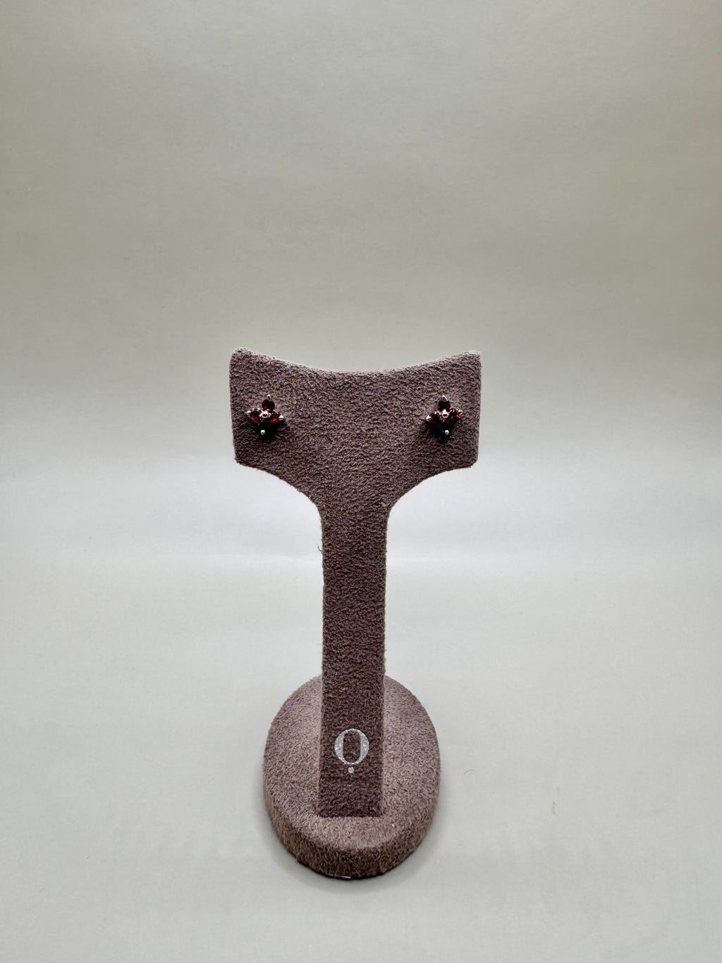 GARNET FLOWER EARRINGS