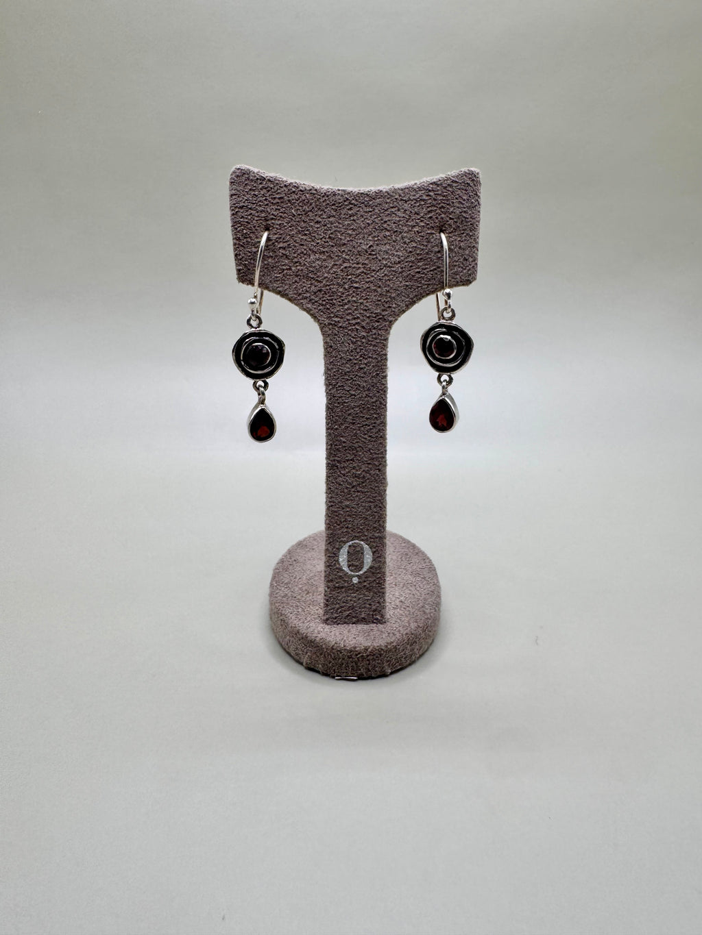GARNET EARRINGS