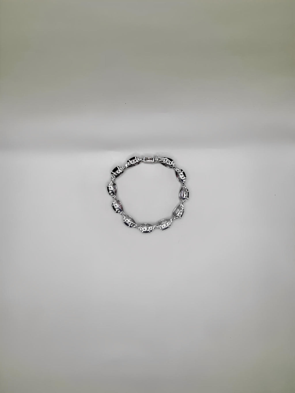 GARNET AND CLEAR QUARTZ BRACELET