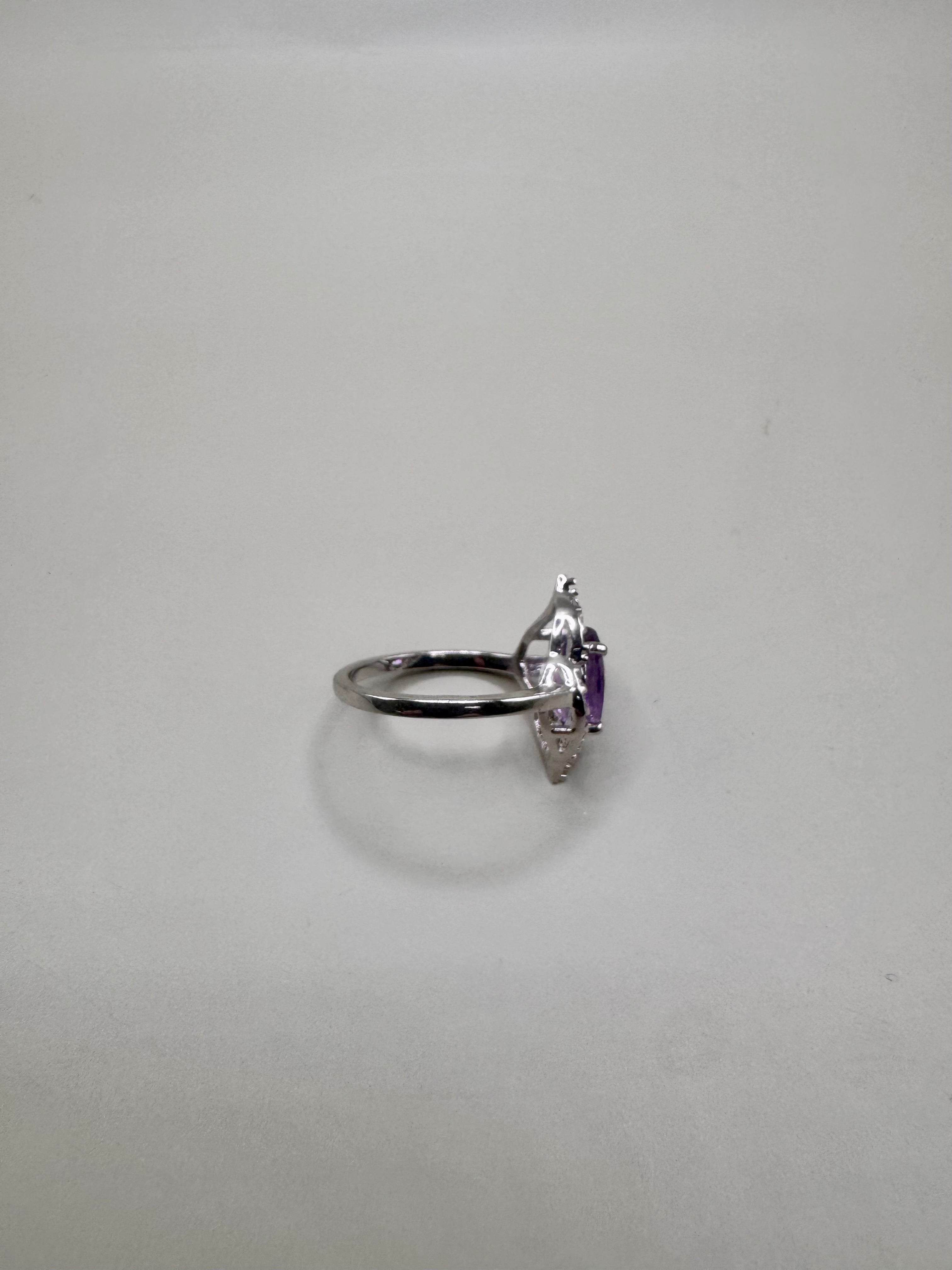 AMETHYST AND CLEAR QUARTZ SET