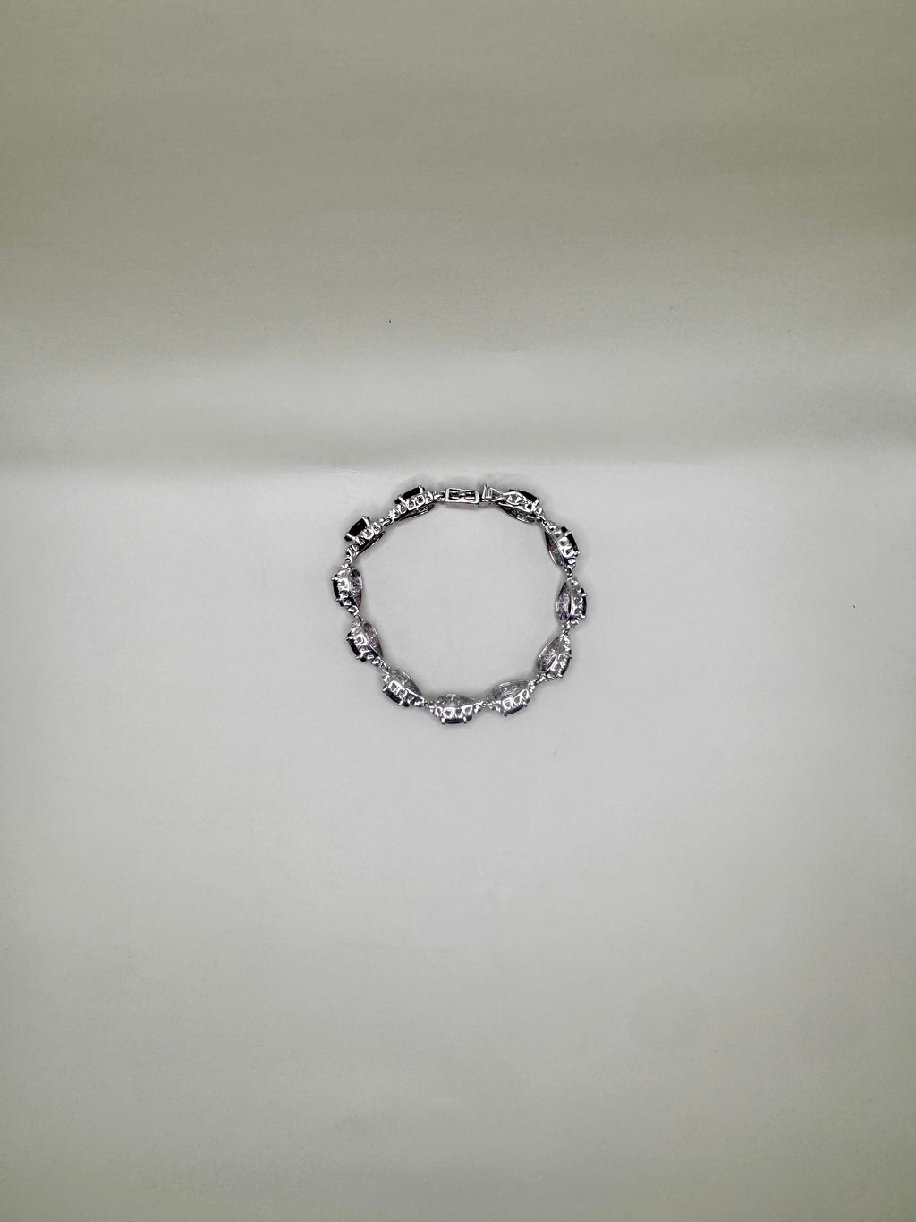 GARNET AND CLEAR QUARTZ BRACELET