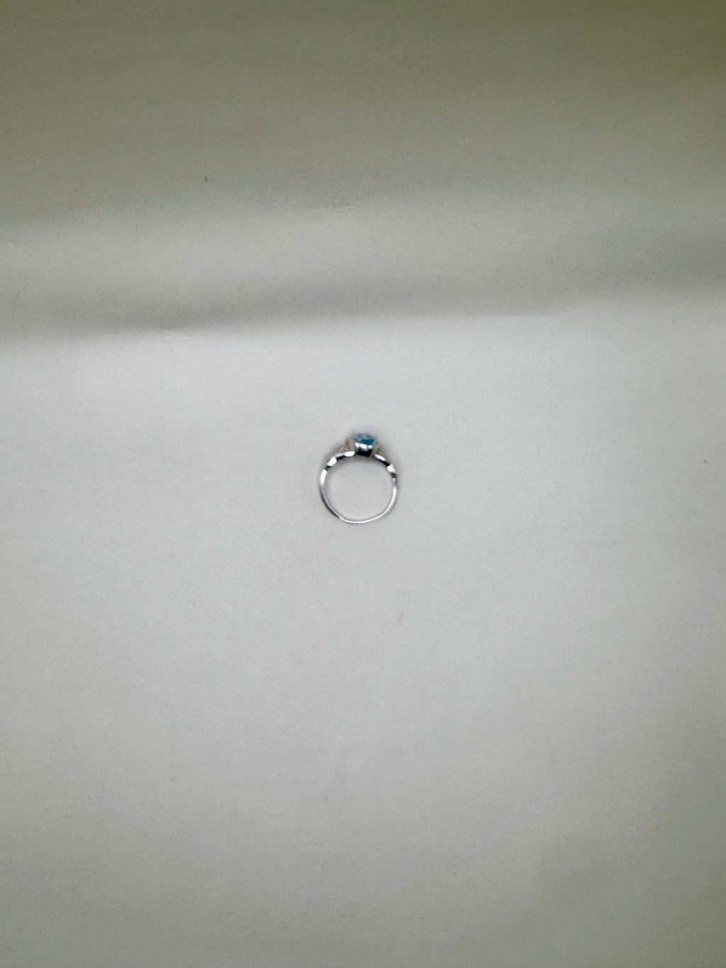 BLUE TOPAZ OVAL RING