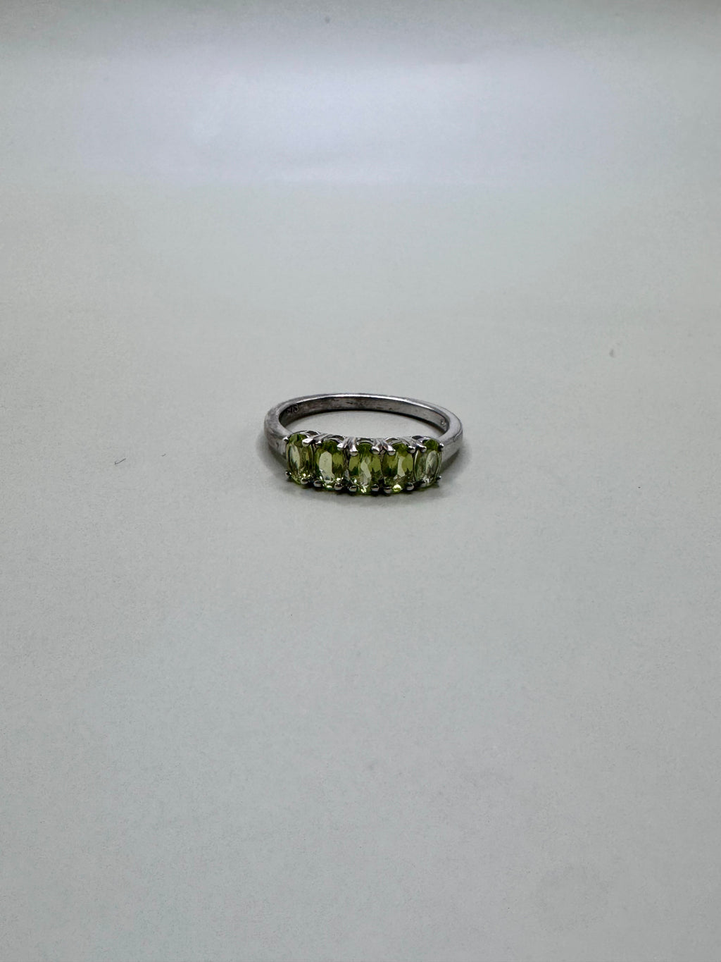 PERIDOT RING