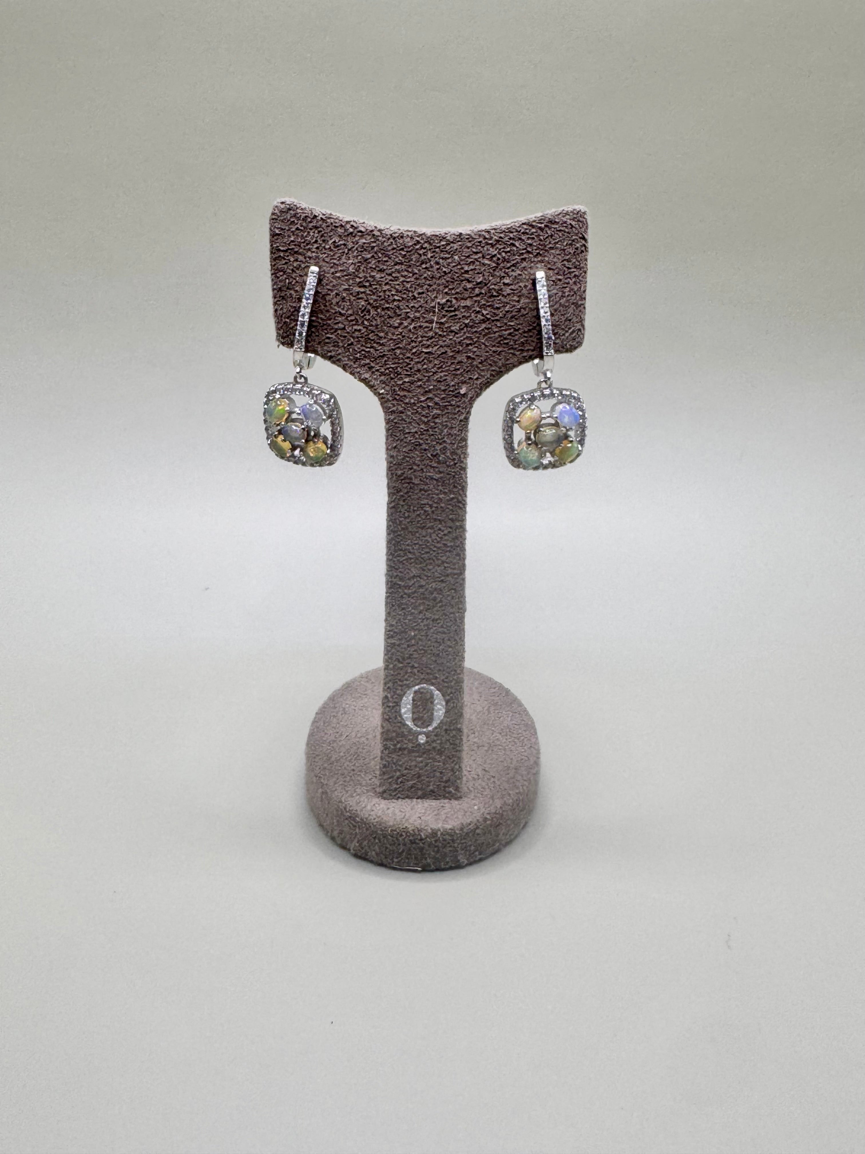 FIRE OPAL AND BLUE SAPPHIRE SET